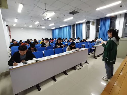 學(xué)黨史，正學(xué)風(fēng)，聚能量 計(jì)算機(jī)與通信工程學(xué)院持續(xù)開(kāi)展通訊工程專業(yè)晚自習(xí)活動(dòng)